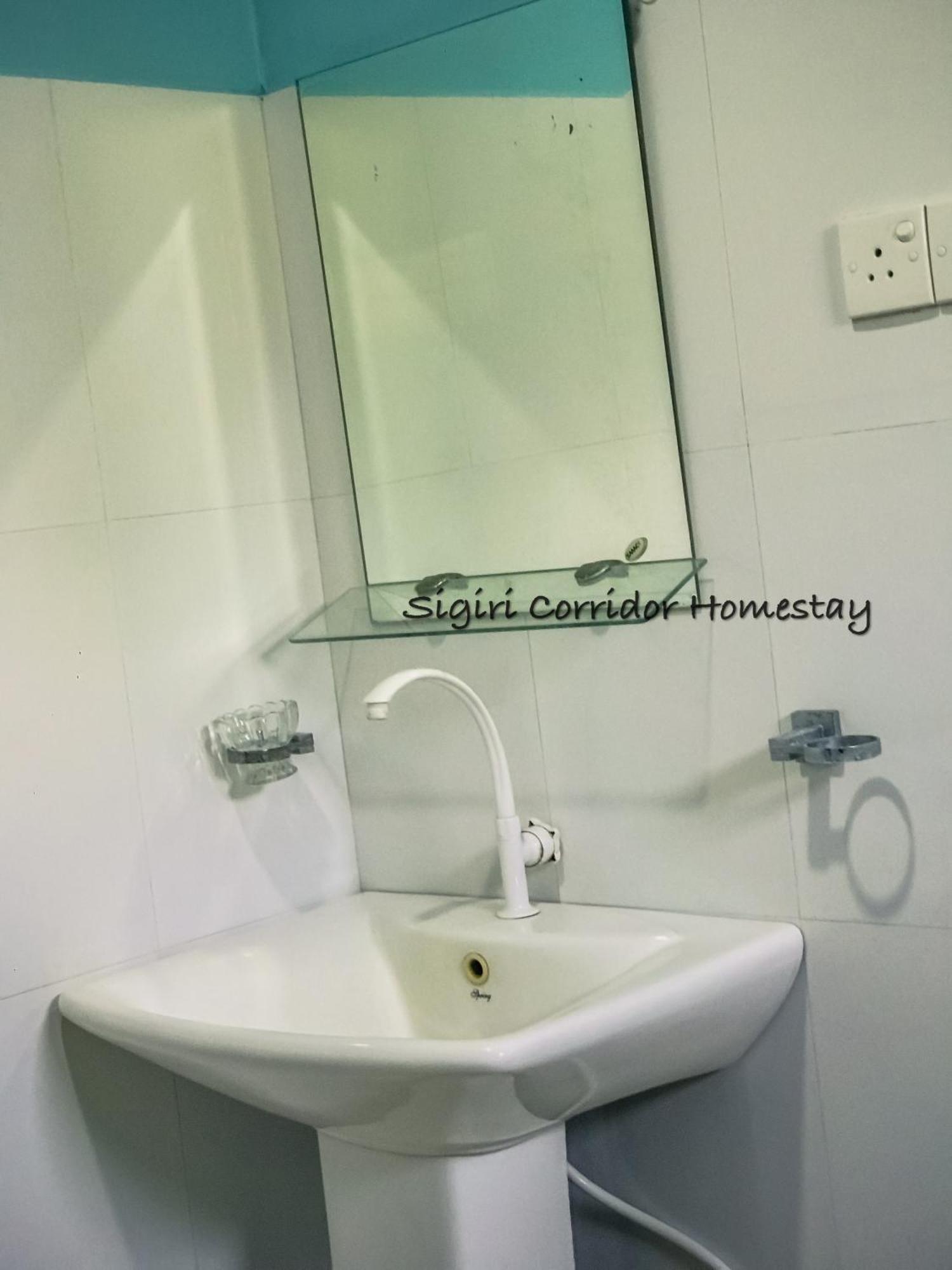 Sigiri Corridor Home Stay Сигирия Стая снимка